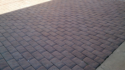 Тротуарная плитка А-строй Английский булыжник 160x160х60 коричневый – 1